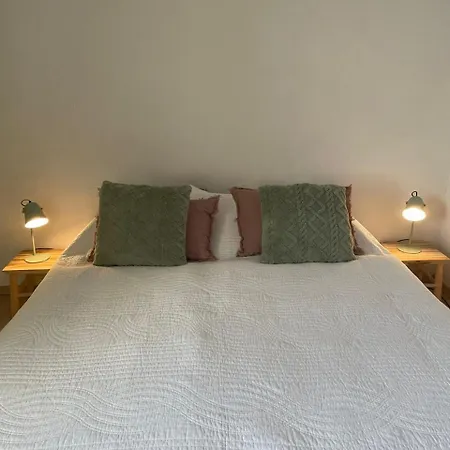 Ensoleille Haute Chalet